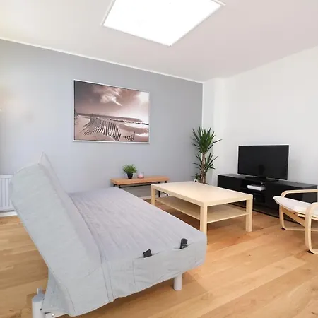 Apartment Escale De 80 M2 Avec Cour Et Parking *
